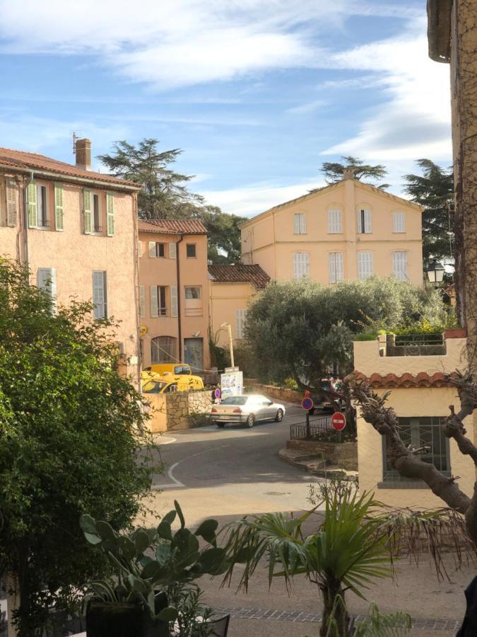 Maison De Vacances Medievale Bormes-Les-Mimosas Village Exteriör bild